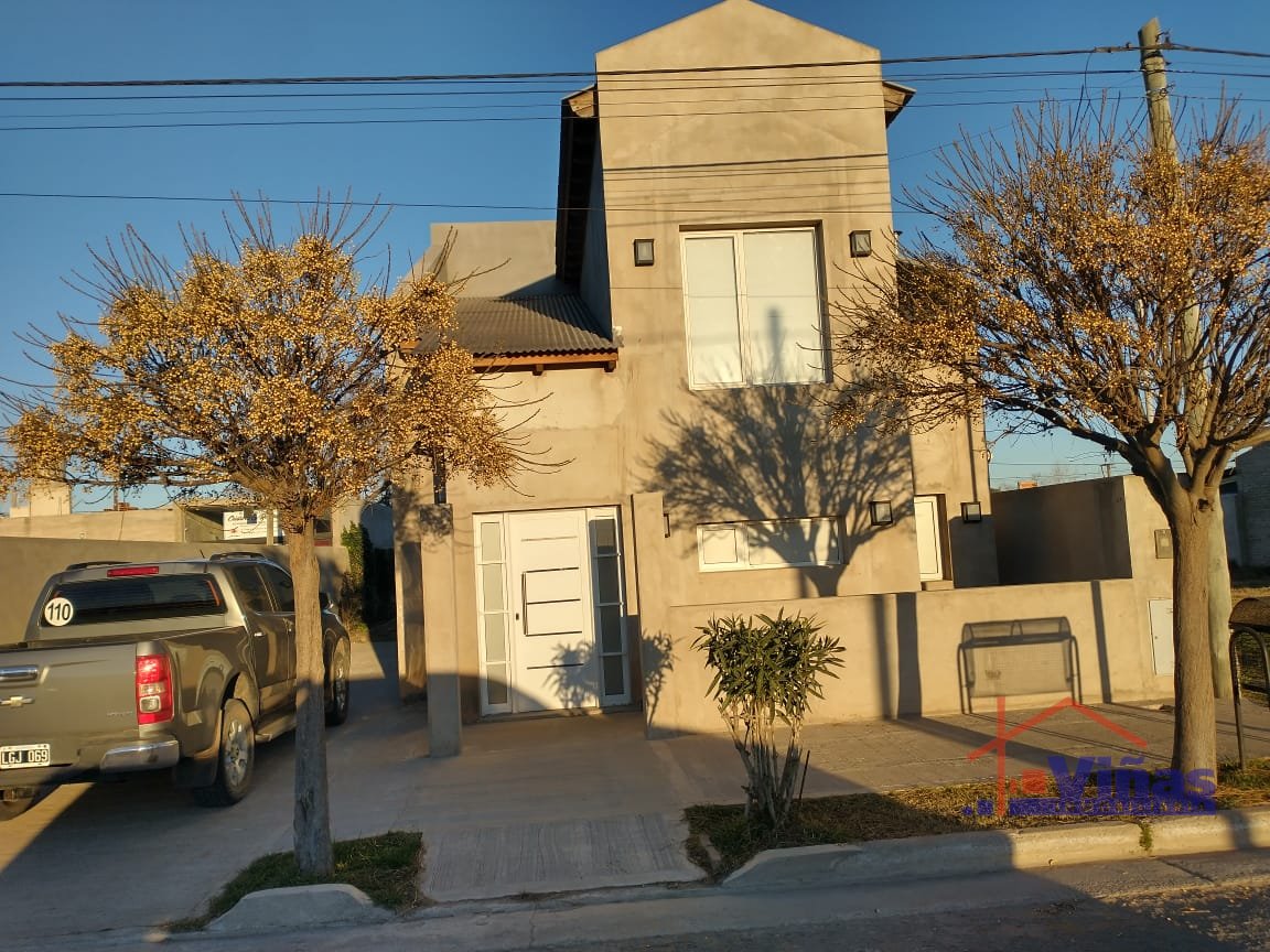 Casa calle Jacaranda N°328